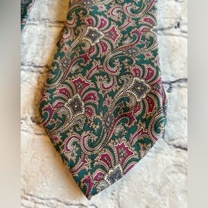 VINTAGE CHRISTIAN DIOR FROM JACOBSON’S MENS PAISLEY ALL SILK TIE